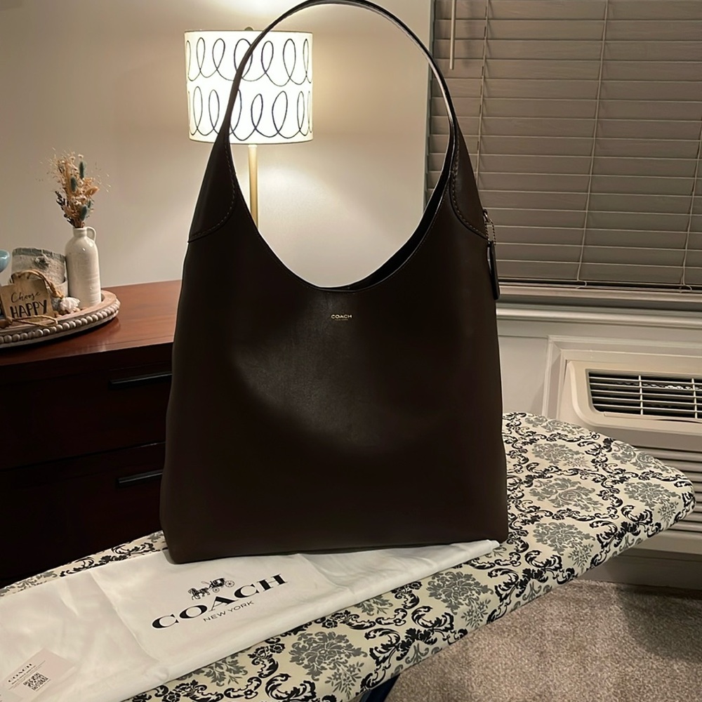 Coach Brooklyn bag size 39 color maple